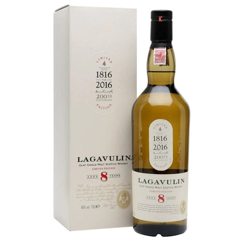 Lagavulin 8 Years Islay Scottish Single Malt Whisky, ABV: 43%, 700ml